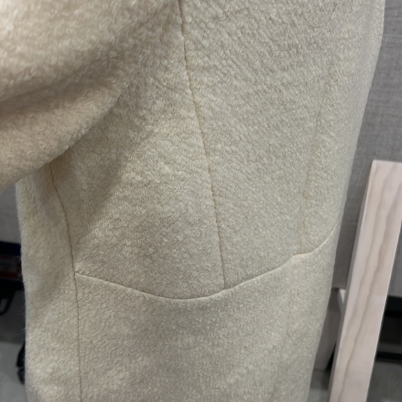Cream boucle coat - Picture 8 of 12